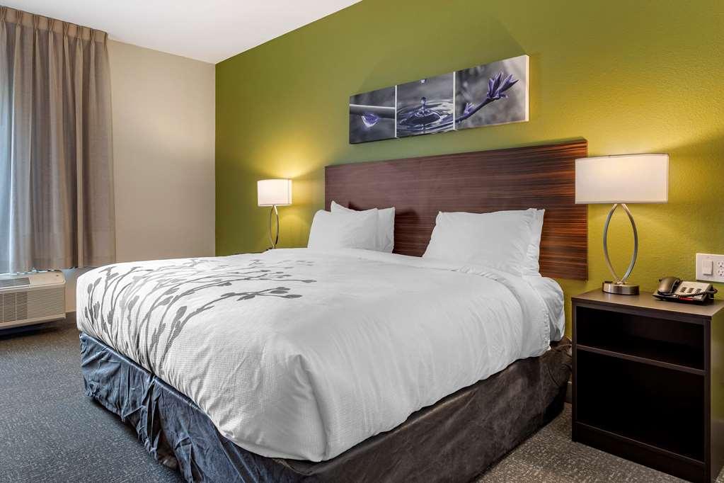 Sleep Inn & Suites Crosby Номер фото